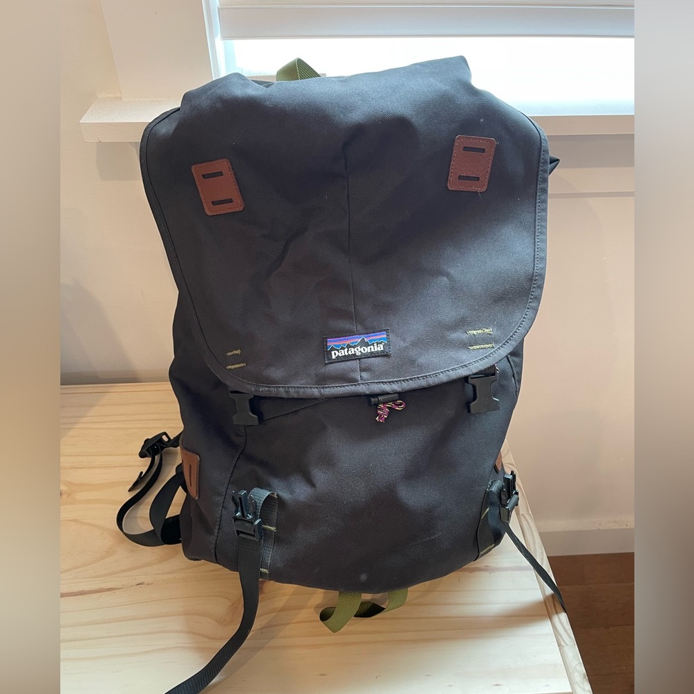 Perfect condition Patagonia Arbor Daypack 26L